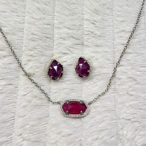 Kendra Scott necklace and pair of earrings bundle! Never worn before!